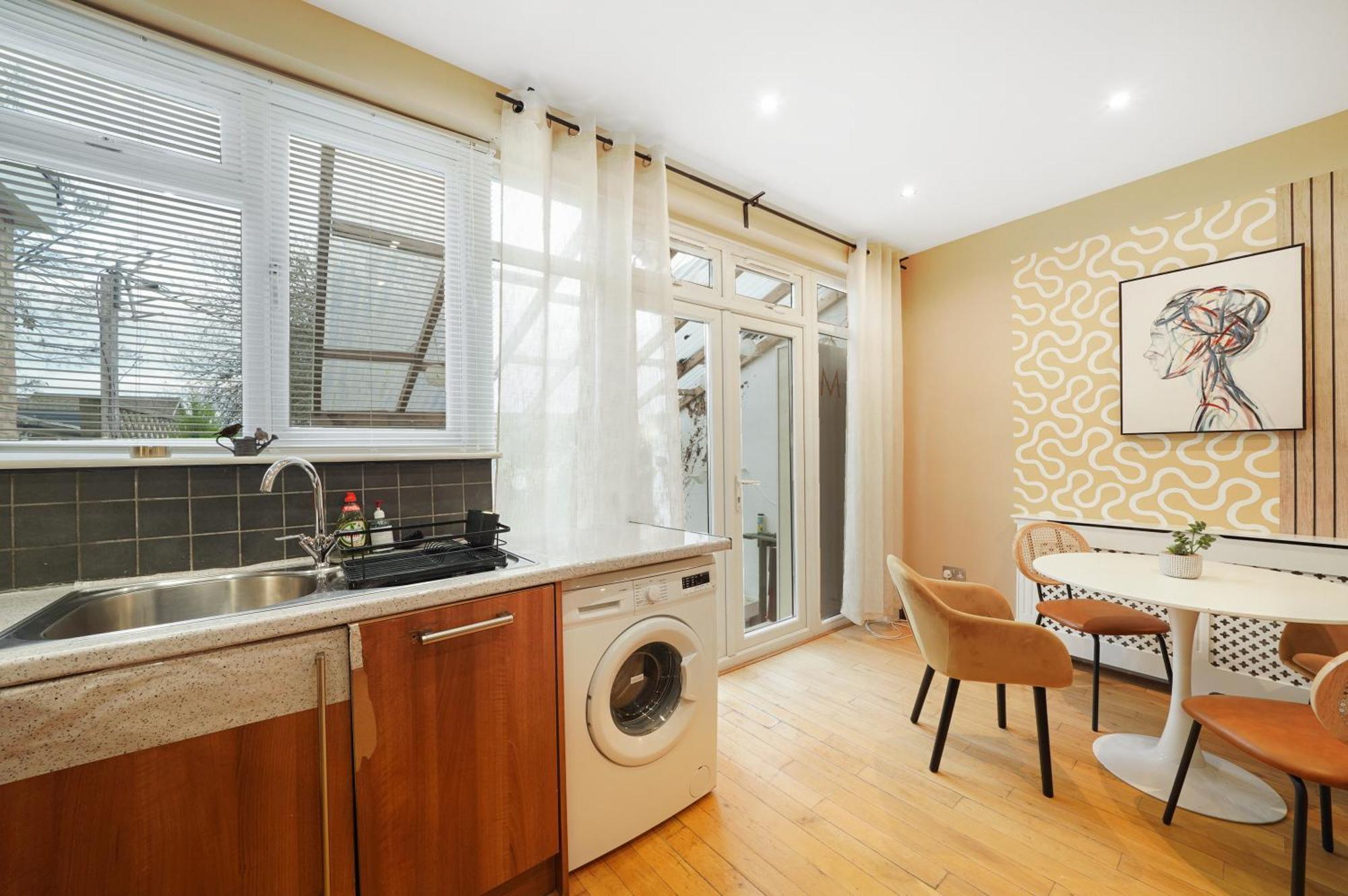Citystay In Nw4 Aparthotel Hendon